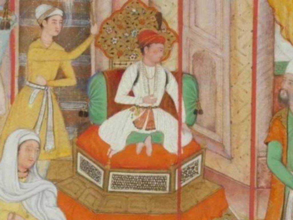 असली माताओं के अलावा मुगल परिवार में पालक माताएं भी थीं। अंग कहलाने वाली इन पालक माताओं का मुगलों द्वारा बहुत सम्मान किया जाता था।